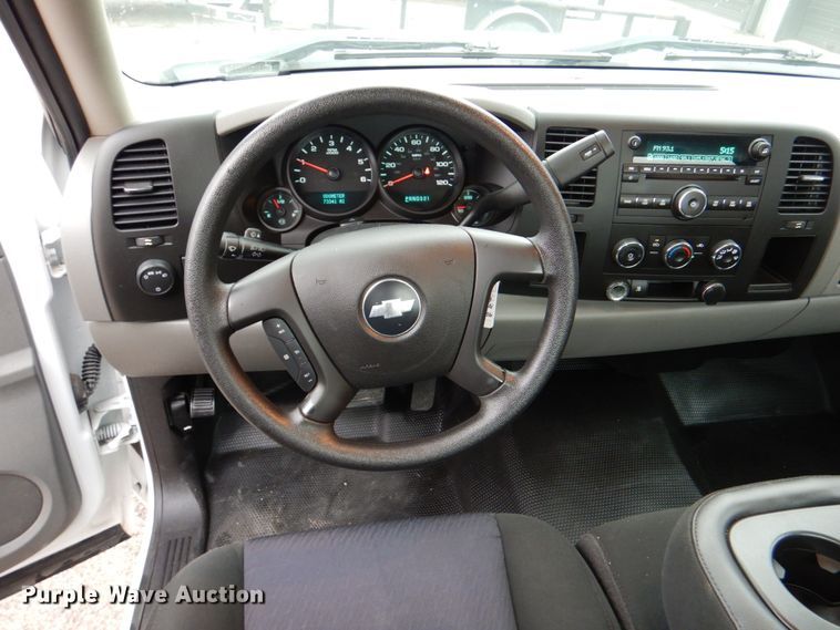 image for item DJ0366 2011 Chevrolet Silverado 1500  pickup truck