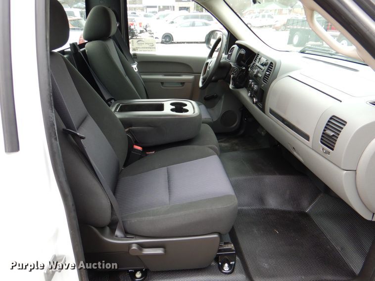 image for item DJ0366 2011 Chevrolet Silverado 1500  pickup truck