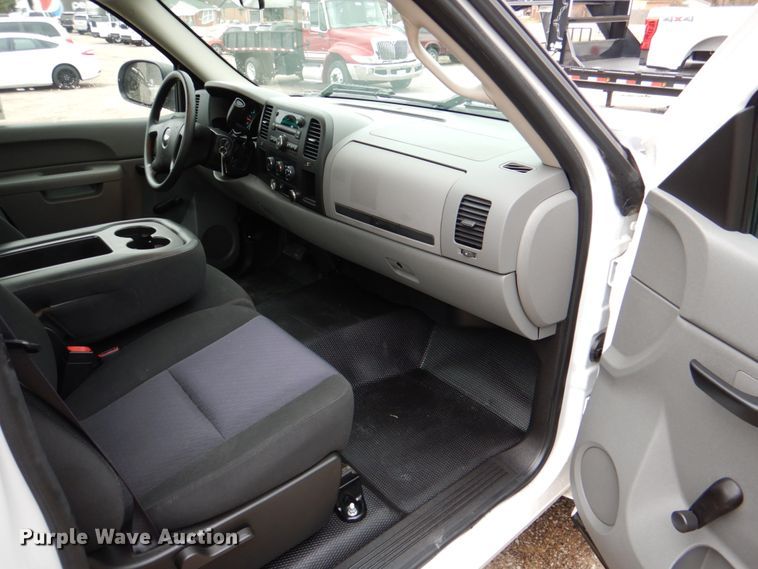 image for item DJ0366 2011 Chevrolet Silverado 1500  pickup truck