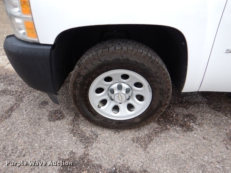 image for item DJ0366 2011 Chevrolet Silverado 1500  pickup truck