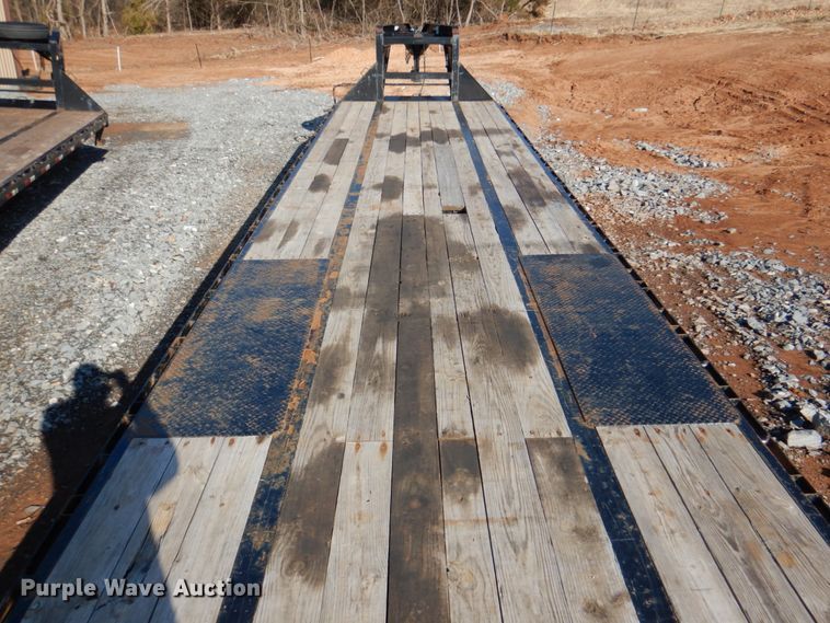 image for item DJ0370 2016 Big Tex 22GN  equipment trailer