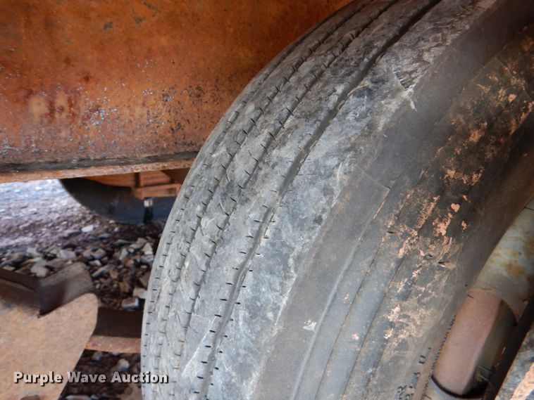 image for item DJ0370 2016 Big Tex 22GN  equipment trailer