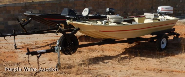 image for item DJ8153 1981 Duracraft  boat