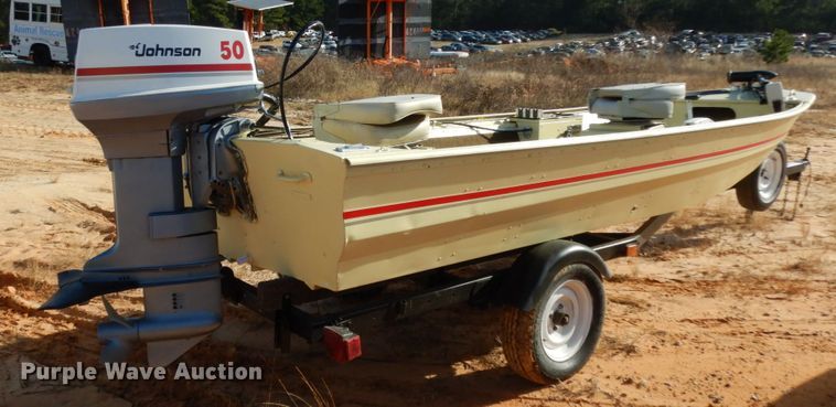 image for item DJ8153 1981 Duracraft  boat