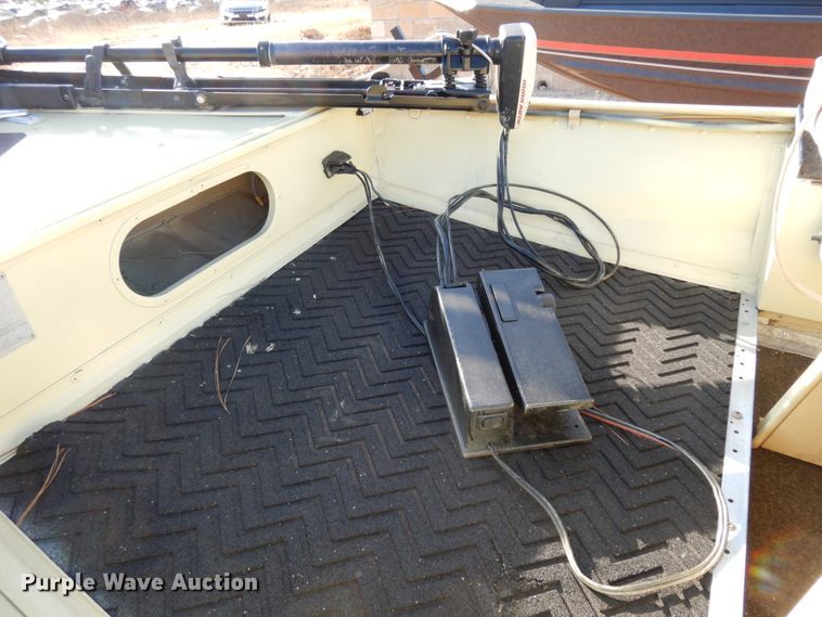 image for item DJ8153 1981 Duracraft  boat