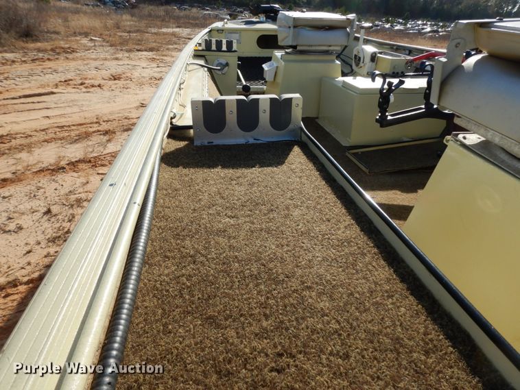 image for item DJ8153 1981 Duracraft  boat