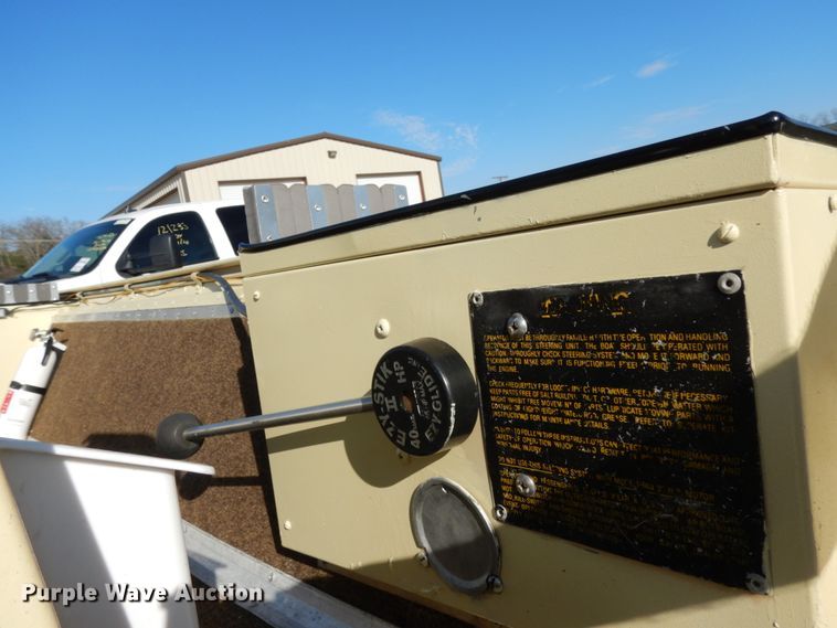 image for item DJ8153 1981 Duracraft  boat