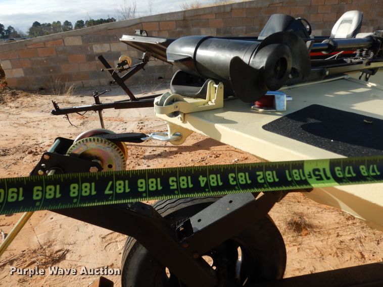 image for item DJ8153 1981 Duracraft  boat