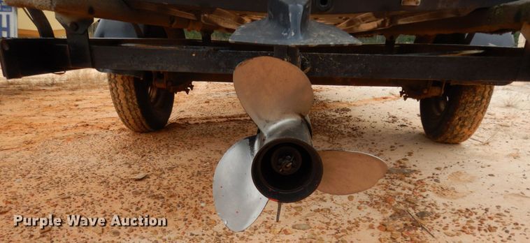 image for item DJ8154 1990 Alumacraft Angler  boat