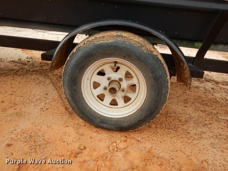 image for item DJ8154 1990 Alumacraft Angler  boat