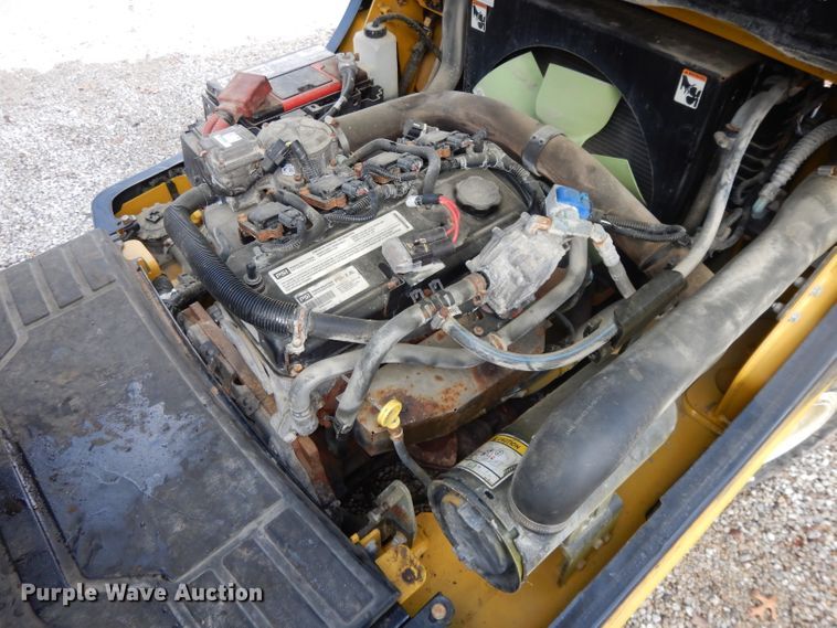 image for item DL2627 2017 Yale GLP050VXNDAE086  forklift