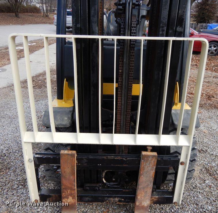 image for item DL2627 2017 Yale GLP050VXNDAE086  forklift