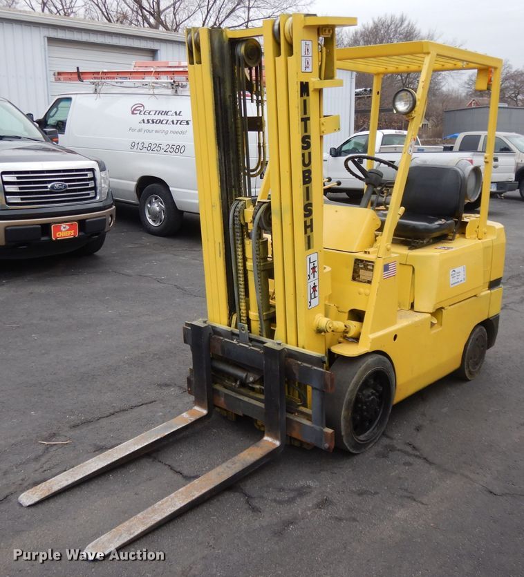 image for item DL2644 Mitsubishi FGC25  forklift
