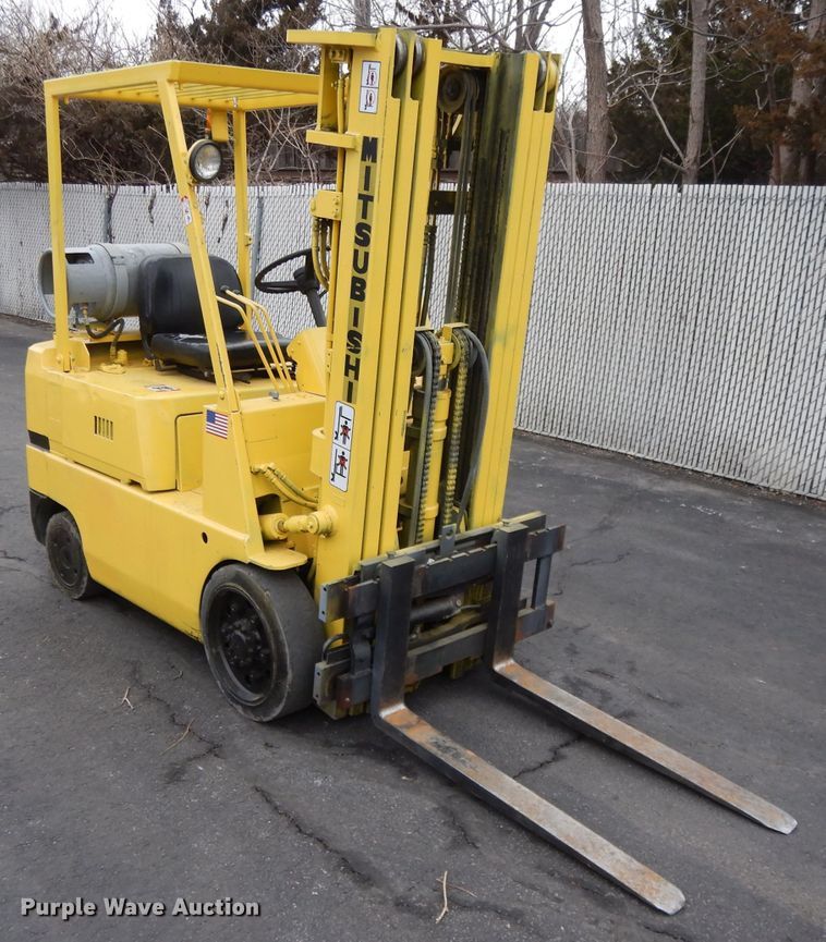 image for item DL2644 Mitsubishi FGC25  forklift