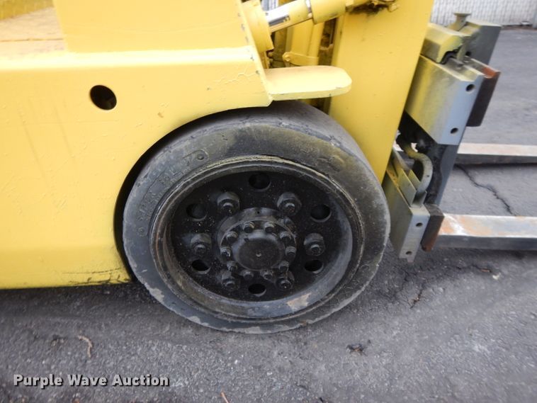 image for item DL2644 Mitsubishi FGC25  forklift
