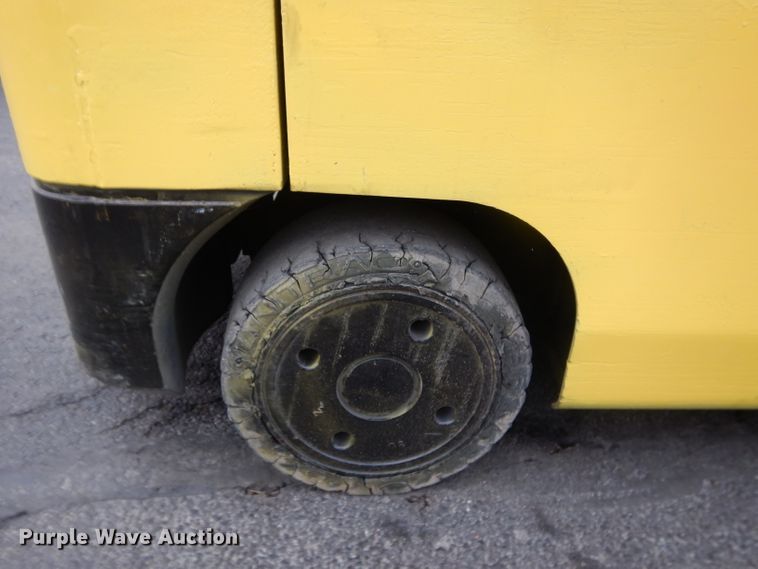 image for item DL2644 Mitsubishi FGC25  forklift