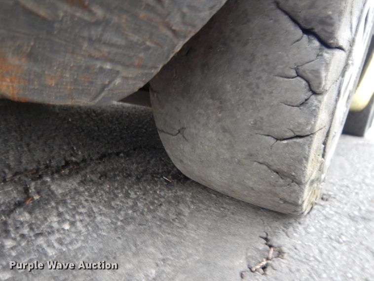 image for item DL2644 Mitsubishi FGC25  forklift