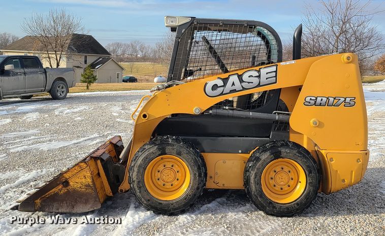 image for item FW9618 2012 Case SR175  skid steer loader