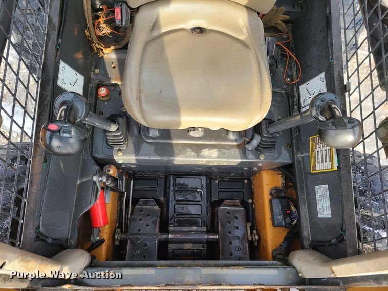 image for item FW9618 2012 Case SR175  skid steer loader