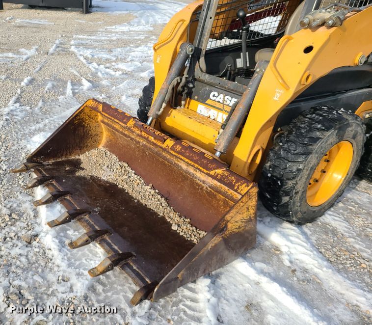 image for item FW9618 2012 Case SR175  skid steer loader