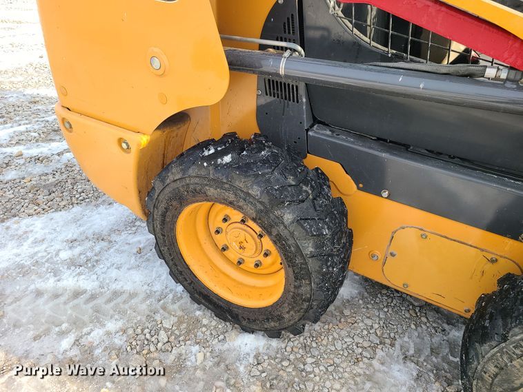 image for item FW9618 2012 Case SR175  skid steer loader