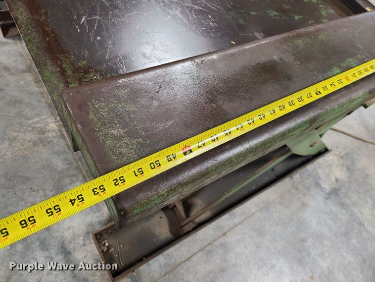 image for item FW9644 Hydraulic lift table