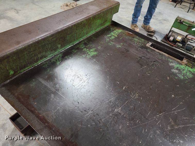 image for item FW9644 Hydraulic lift table