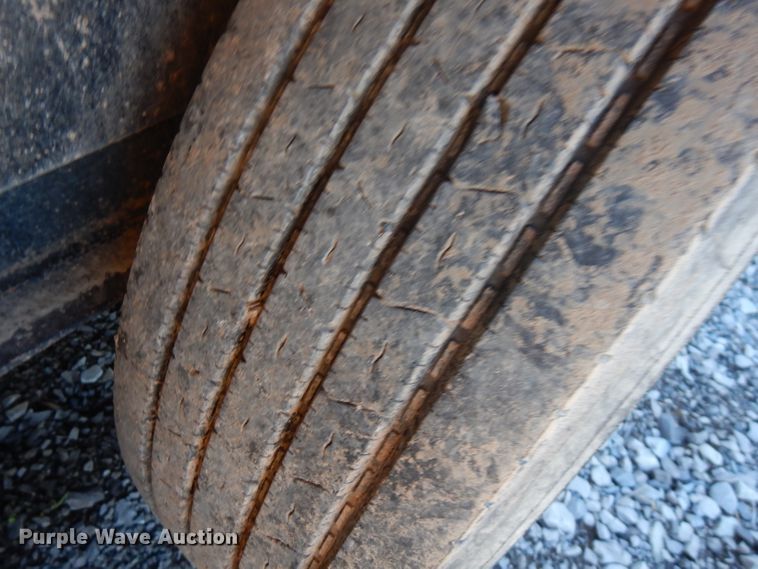 image for item FW9946 2015 Belshe TB15 tilt deck equipment trailer