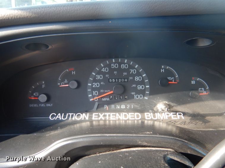 image for item GG9249 2001 Ford E450  utility van