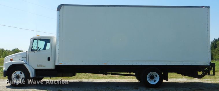 image for item GM9148 2000 Freightliner FL60  box truck