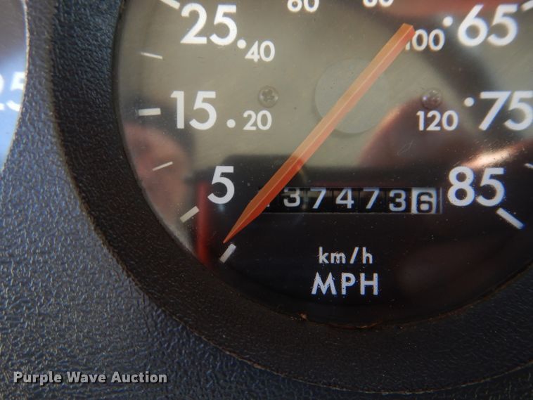 image for item GM9148 2000 Freightliner FL60  box truck