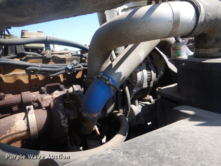 image for item GM9148 2000 Freightliner FL60  box truck