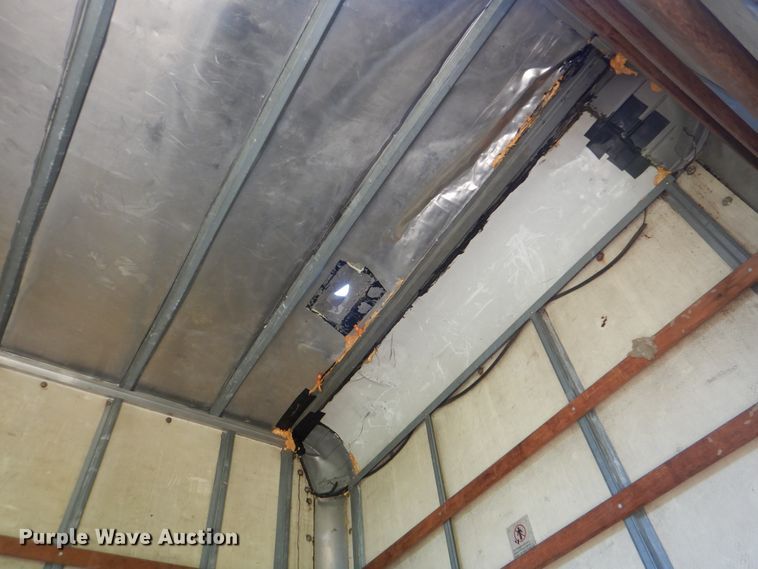 image for item GM9148 2000 Freightliner FL60  box truck