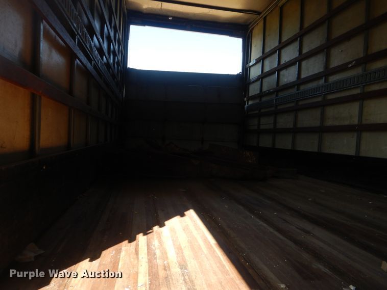 image for item GM9148 2000 Freightliner FL60  box truck