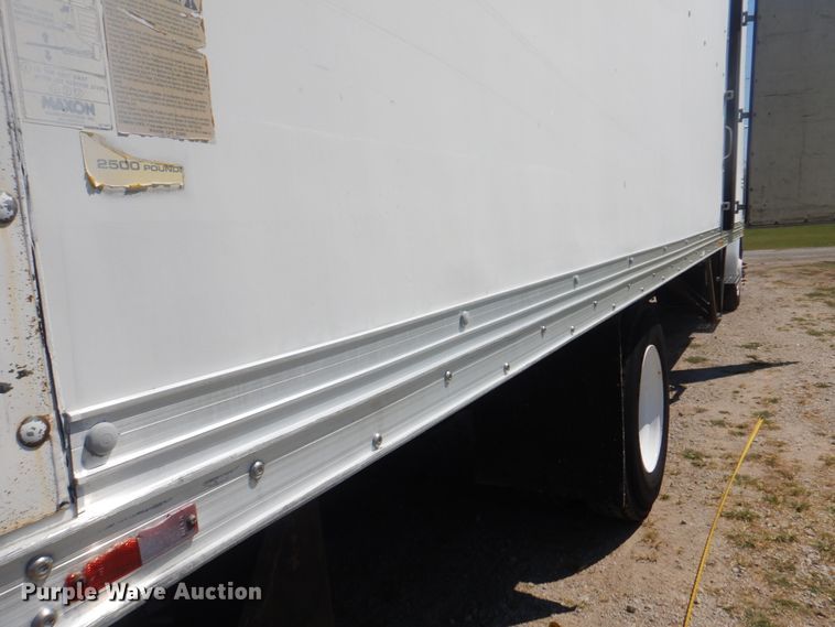 image for item GM9148 2000 Freightliner FL60  box truck