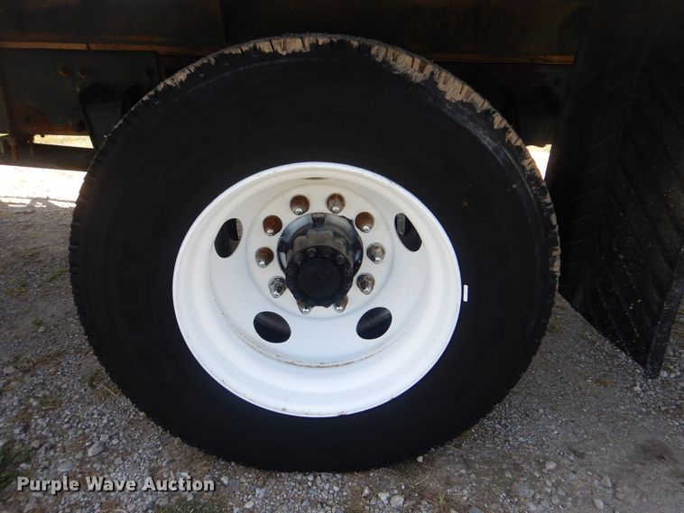 image for item GM9148 2000 Freightliner FL60  box truck