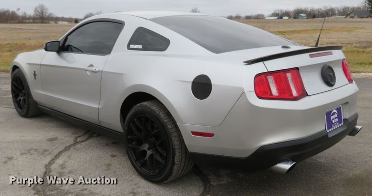 image for item GT9469 2012 Ford Mustang