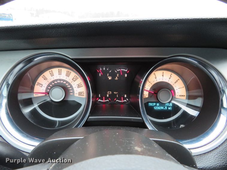 image for item GT9469 2012 Ford Mustang