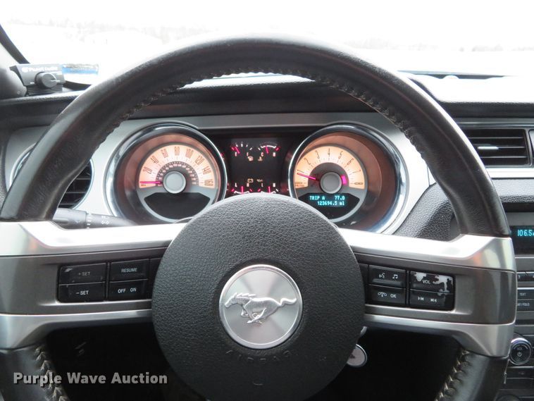 image for item GT9469 2012 Ford Mustang