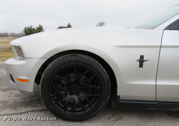 image for item GT9469 2012 Ford Mustang