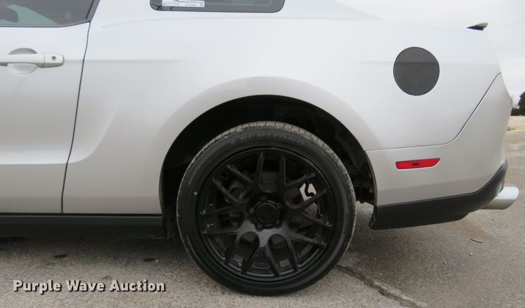 image for item GT9469 2012 Ford Mustang