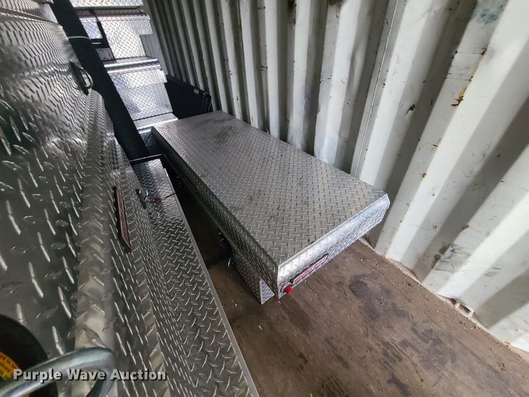 image for item GY9680 Automotive accessories