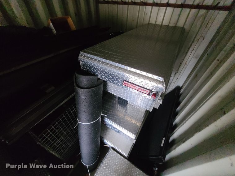 image for item GY9680 Automotive accessories