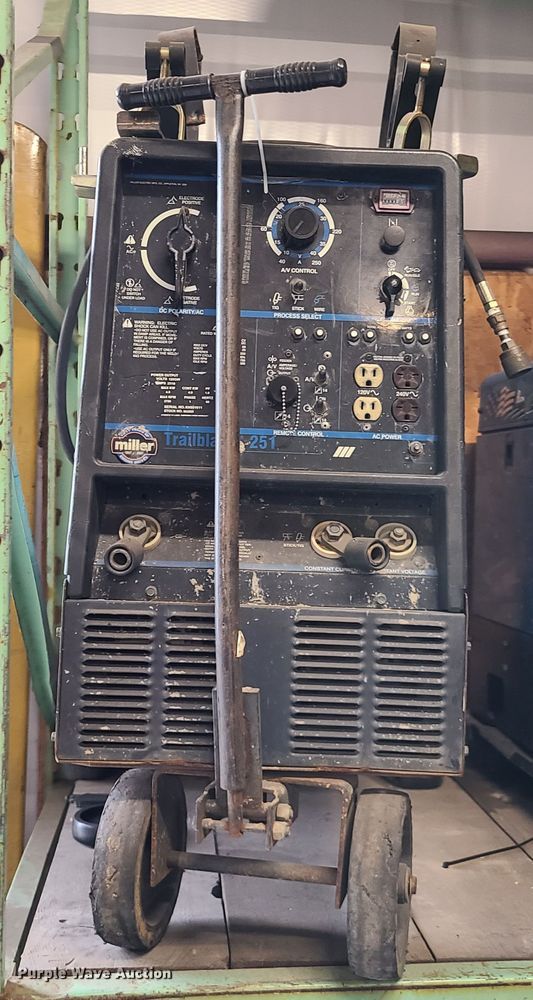 image for item GY9693 Miller Trailblazer 251 welder