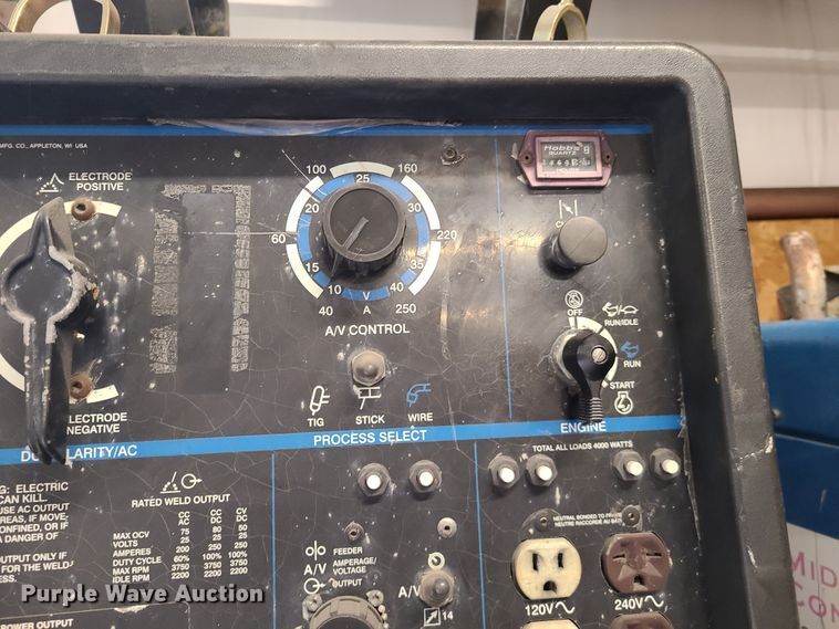 image for item GY9693 Miller Trailblazer 251 welder