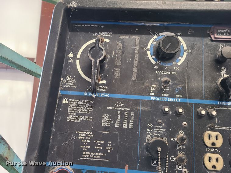 image for item GY9693 Miller Trailblazer 251 welder