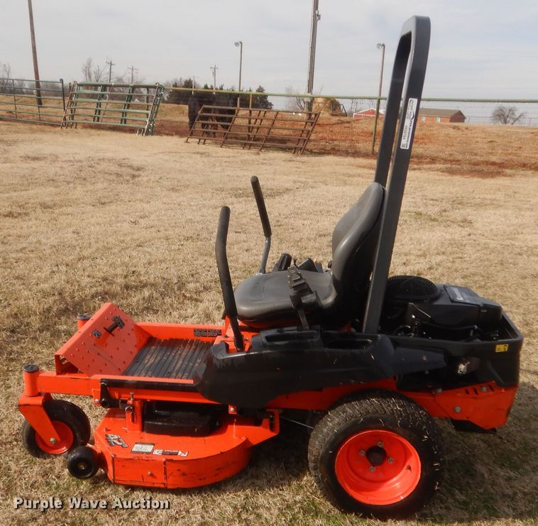 image for item HG9784 Kubota Z122RKW  ZTR lawn mower