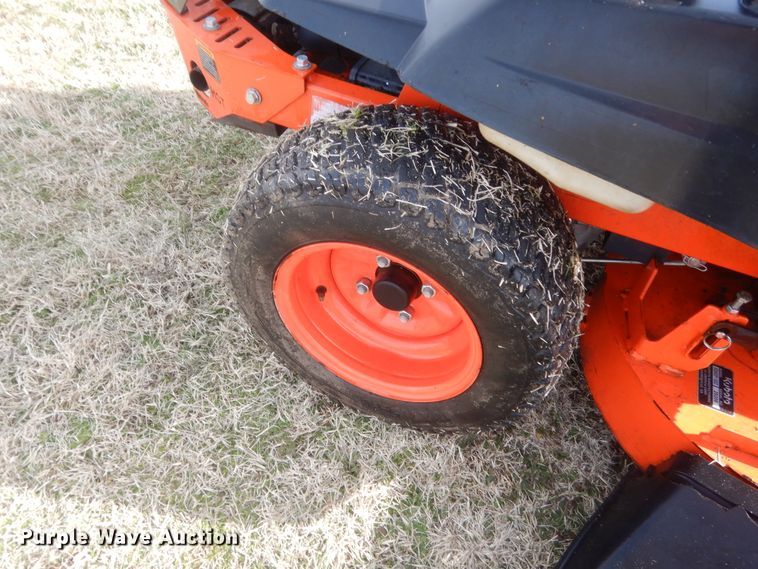 image for item HG9784 Kubota Z122RKW  ZTR lawn mower