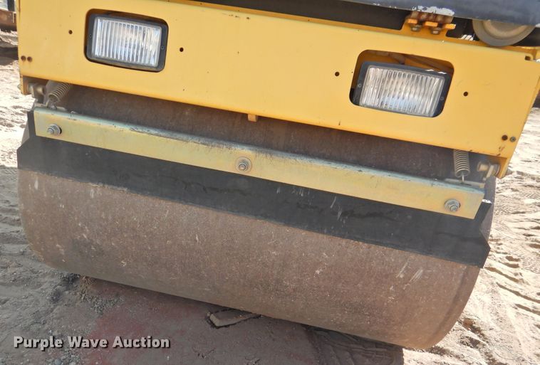 image for item HO9933 2015 Bomag BW900-50  double drum vibratory roller