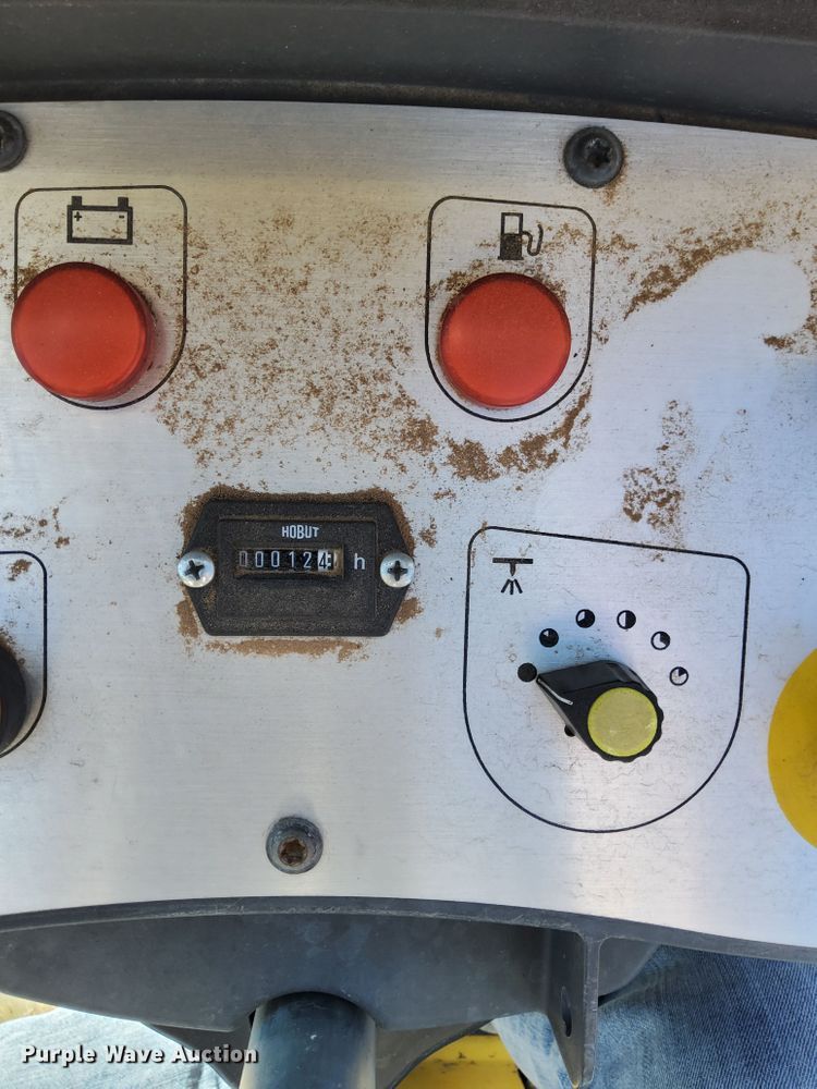 image for item HO9933 2015 Bomag BW900-50  double drum vibratory roller